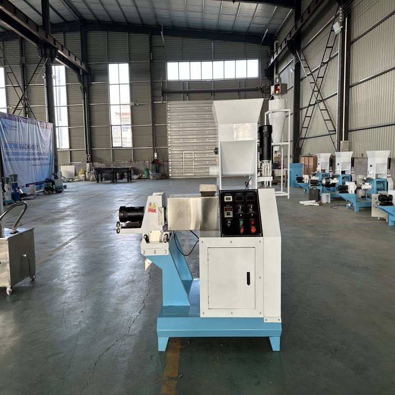 150kg/H 떠 있는 생선 먹이 extruder 주문 제작 색상
