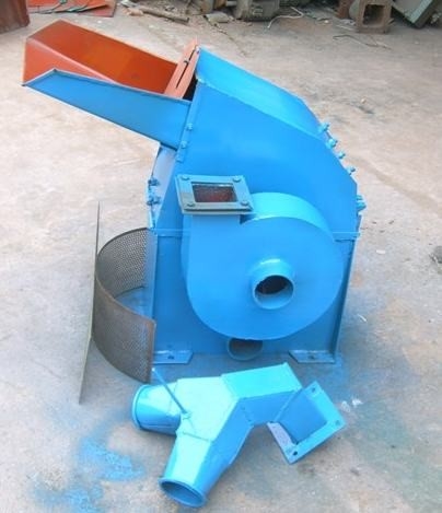 1.2-2.5t/H 옥수수 줄기와 땅콩 껍질을 깎는 목재 분쇄 기계