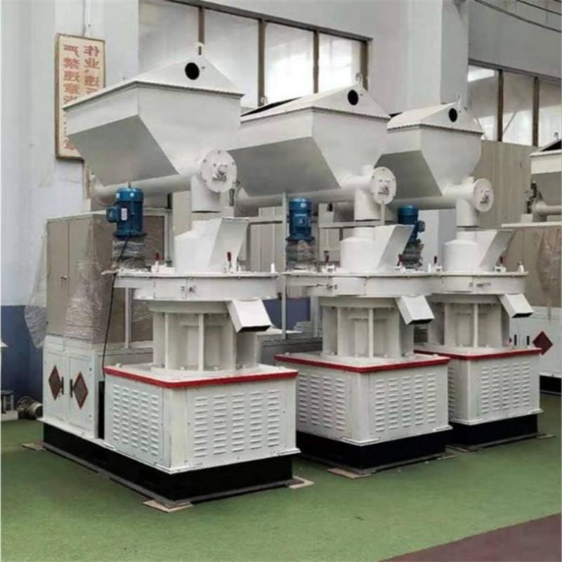 효율성 나무짚 자갈 비킷에 대한 바이오매스 브리케팅 기계 200-500kg/h 용량 및 18.5kw