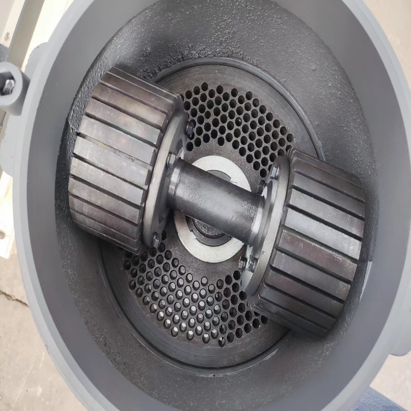 간편한 작동 식품 펠렛 기계 800-1200kg/h 동물 식품 제조 기계 높은 생산성 식품 펠렛 밀