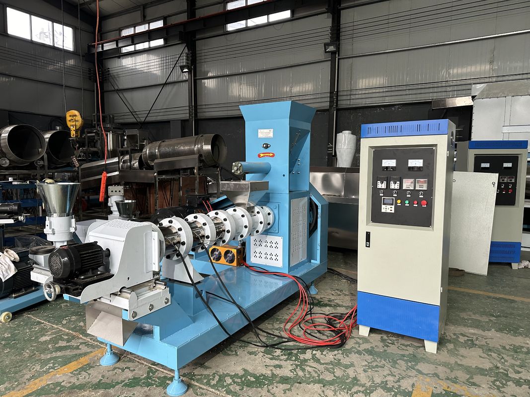 0.5-1t/h 용량 가축 식품 펠릿 생산 라인 가축 밀가루 원료 및 엔지니어 가이드 설치